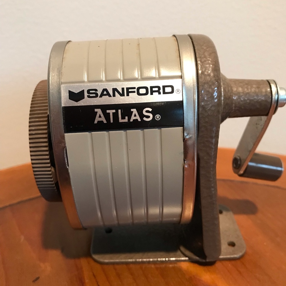 Vintage Sanford Atlas Manual Pencil Sharpener - Picture 9 of 9